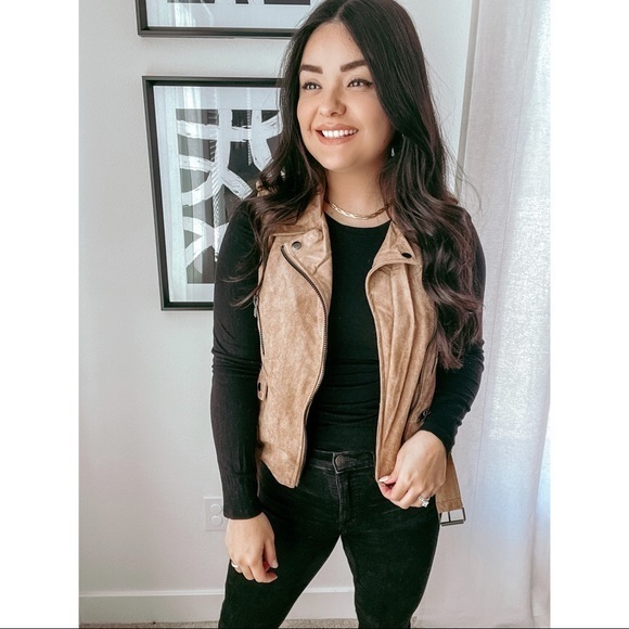 Camel Moto Vest‎ - Picture 2 of 5